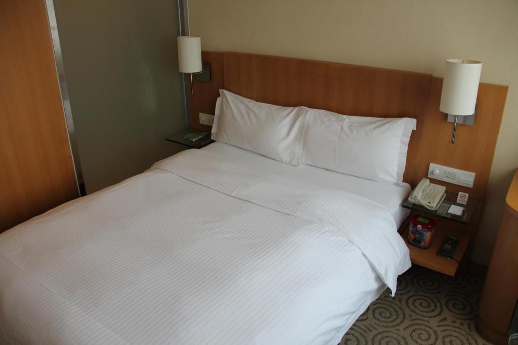 L'Otel Sanghaj Szoba fotó